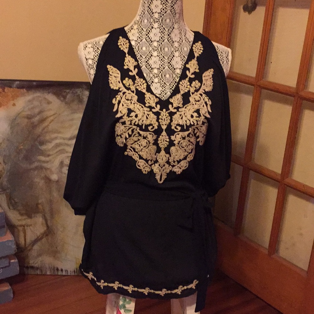 C Pua Black blouse